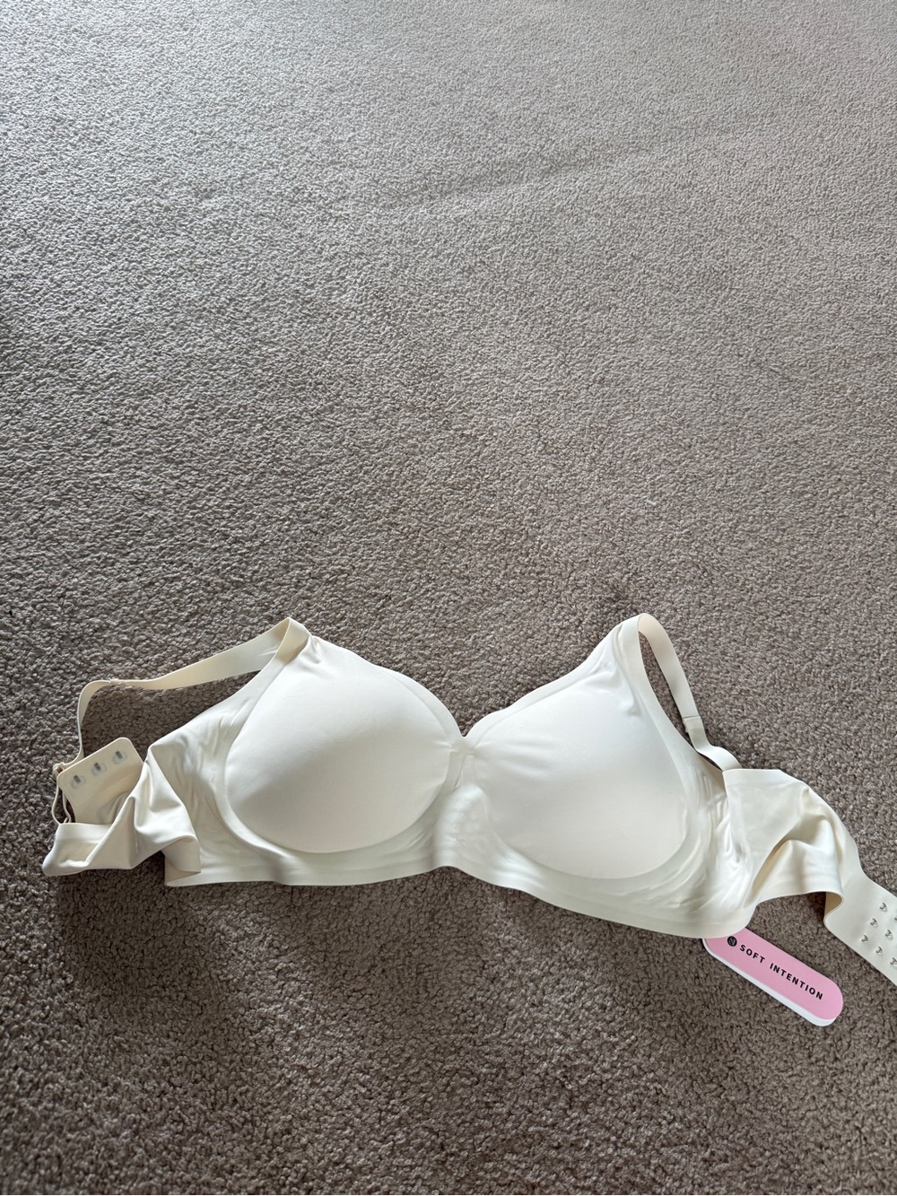 NWT Soft Intention Women's Cream T-Shirt Bra